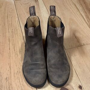 Blundstone Dark Brown Ankle Boots